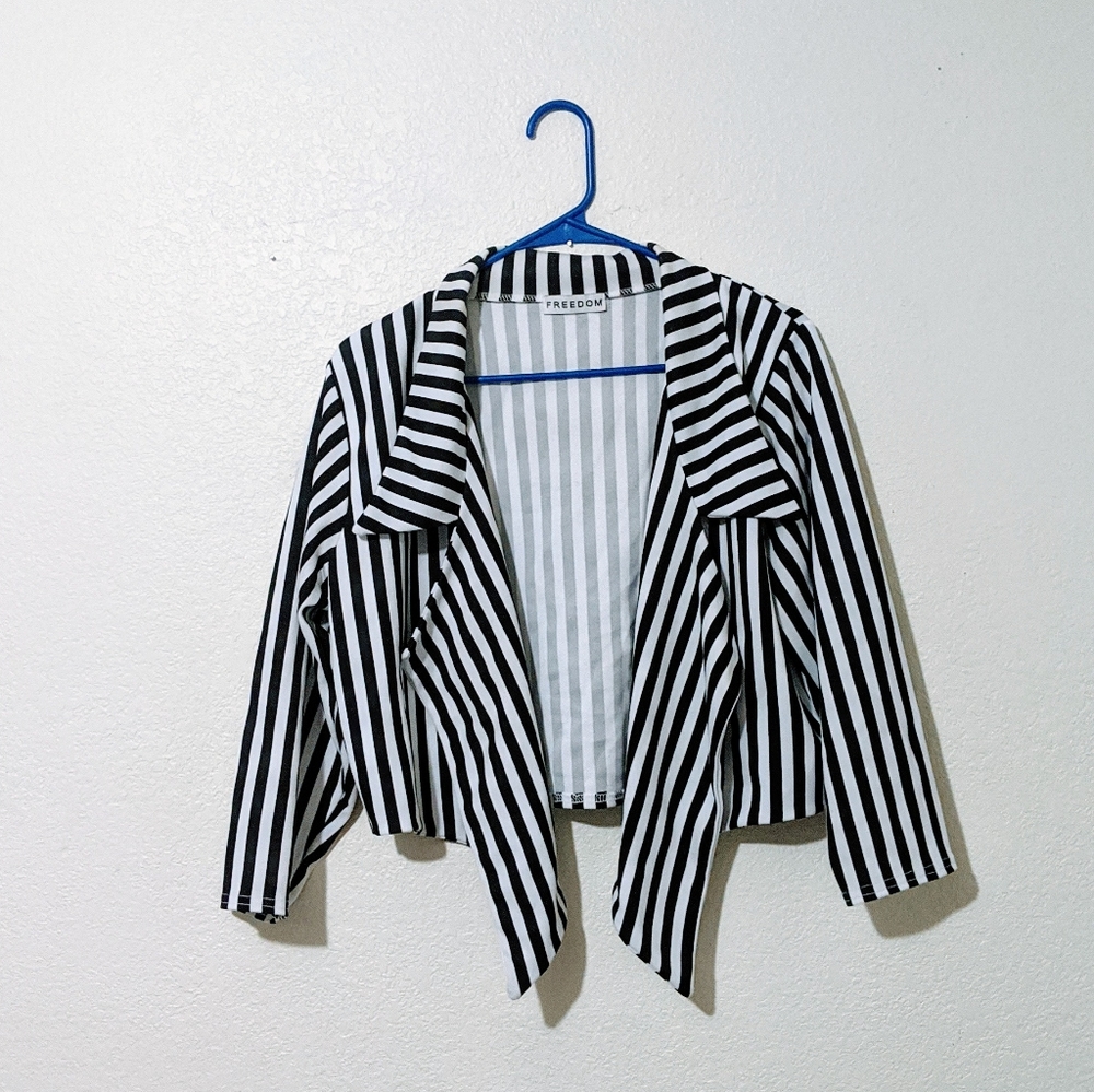 Cropped blazer